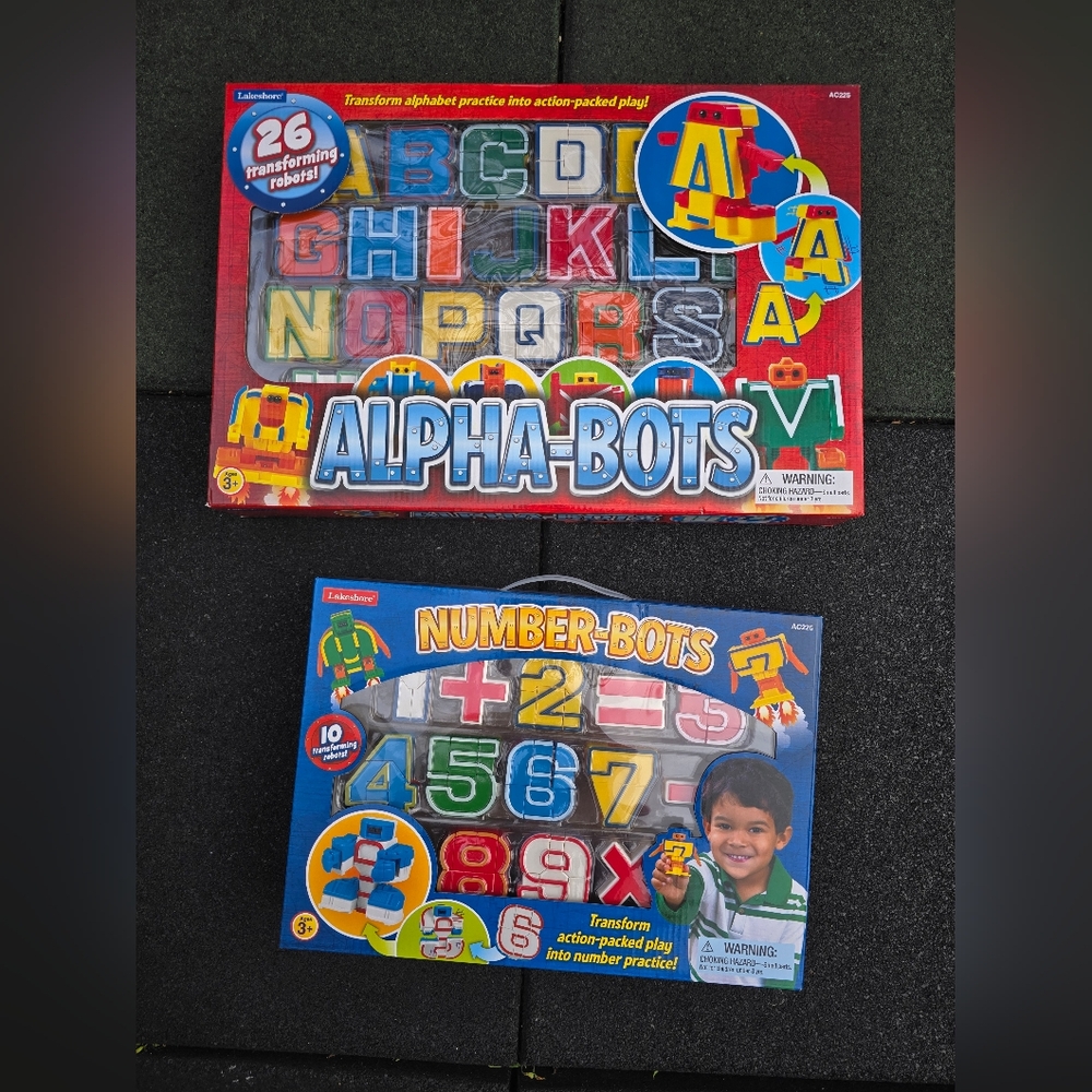 Lakeshore Learning Alpha-Bots and Number-Bots Set